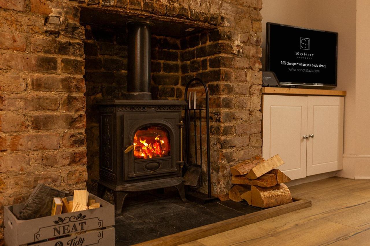 Stylish & Cosy Margate Escape With Hot Tub And Log Burner Dogs Welcome Bagian luar foto