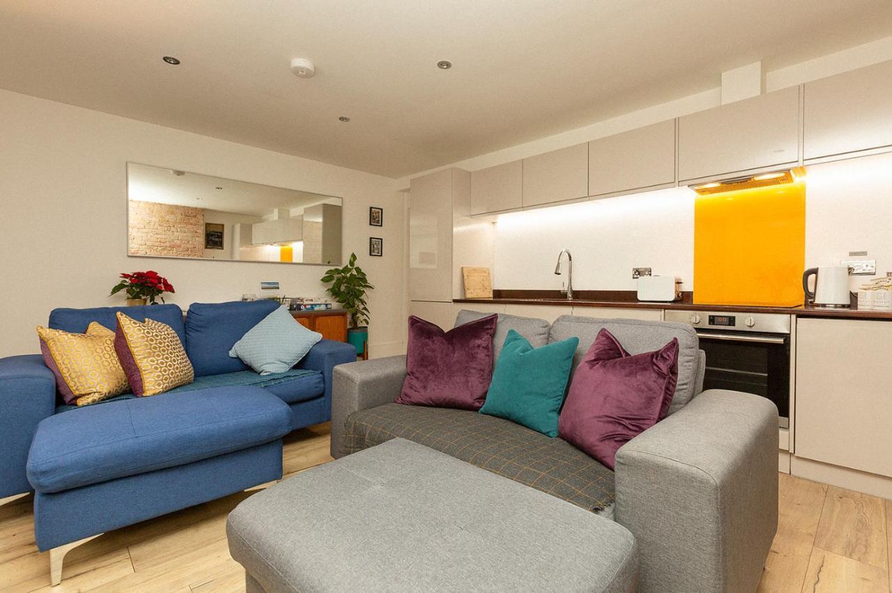 Stylish & Cosy Margate Escape With Hot Tub And Log Burner Dogs Welcome Bagian luar foto